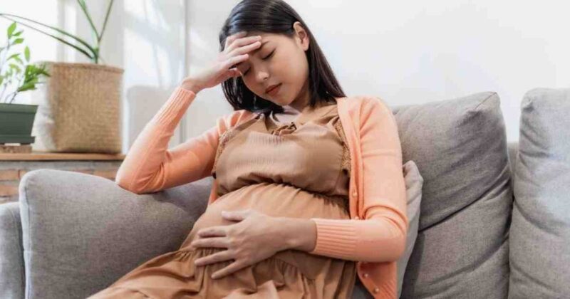 Mẹ Bầu Bị Đau Đầu 3 Tháng Cuối: Phân Biệt Sinh Lý Bình Thường Và Biến Chứng Tiền Sản Giật 3 Cách nhận diện cơn đau đầu do tăng huyết áp thai kỳ