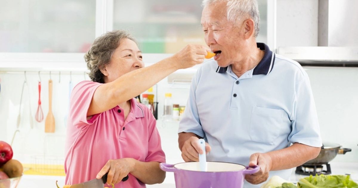 Dinh Dưỡng Cho Người Lớn Tuổi