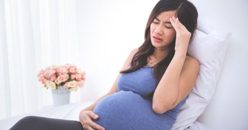 Mẹ Bầu Bị Đau Đầu 3 Tháng Cuối: Phân Biệt Sinh Lý Bình Thường Và Biến Chứng Tiền Sản Giật 2 Giải mã nguyên nhân y khoa gây ra những cơn đau đầu ở cuối thai kỳ