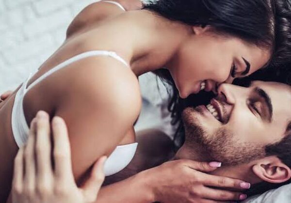 Cách co bóp tử cung khi quan hệ đơn giản, hiệu quả cho cặp đôi